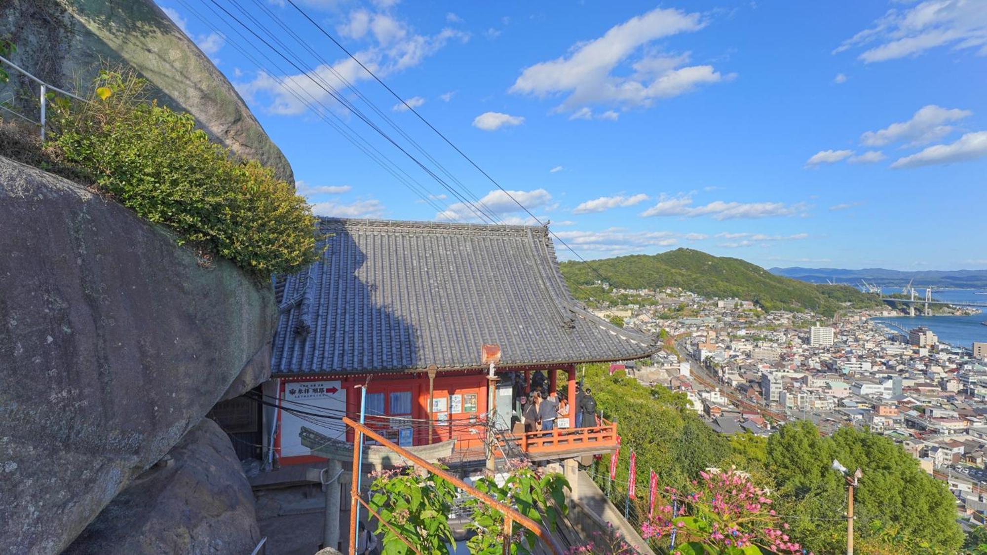 东横inn福山站新干线南口 外观 照片